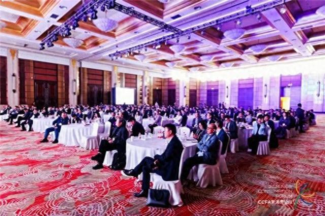 2024中国零售领袖峰会聚焦零售进化朗镜科技荣膺两项创新实践